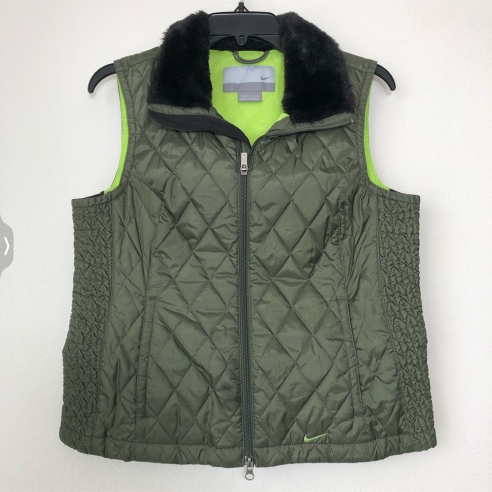 NIKE Women’s Neutral Green Quilted Puffer Vest with Fur Collar - Picture 14 of 14